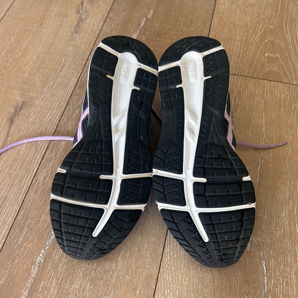 Asics Women's Black and Purple Athletic Shoes - Picture 6 of 7